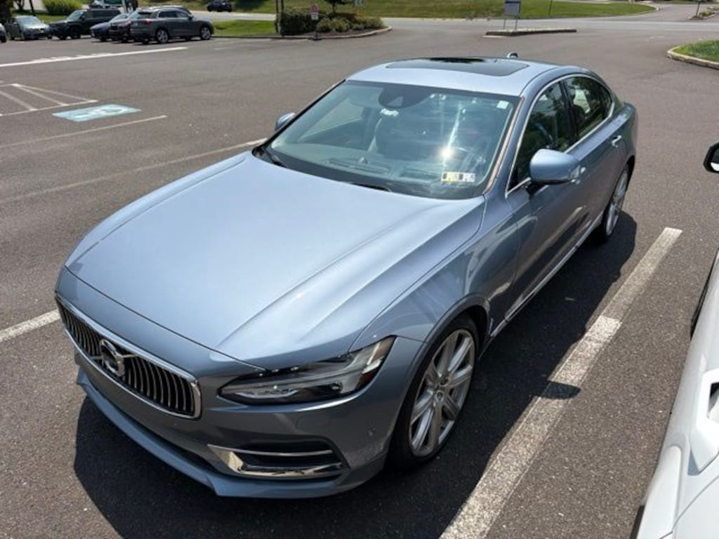 Certified 2017 Volvo S90 T6 Inscription Sedan