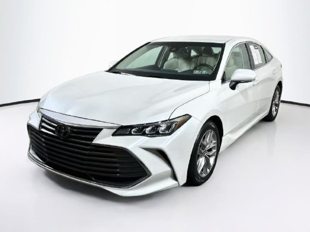 Used 2021 Toyota Avalon XLE Sedan