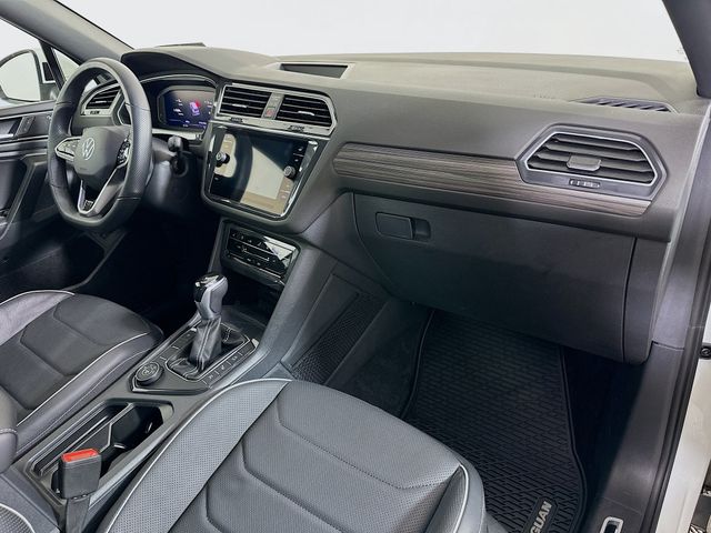 2024 Volkswagen Tiguan SEL R-LINE - Photo 35
