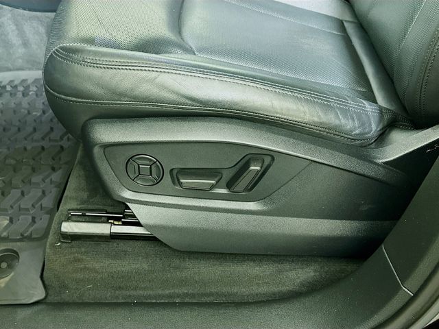 2020 Audi Q7 Premium Plus - Photo 24