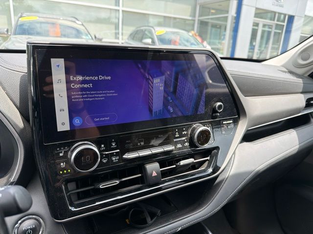 2023 Toyota Highlander Limited - Photo 21