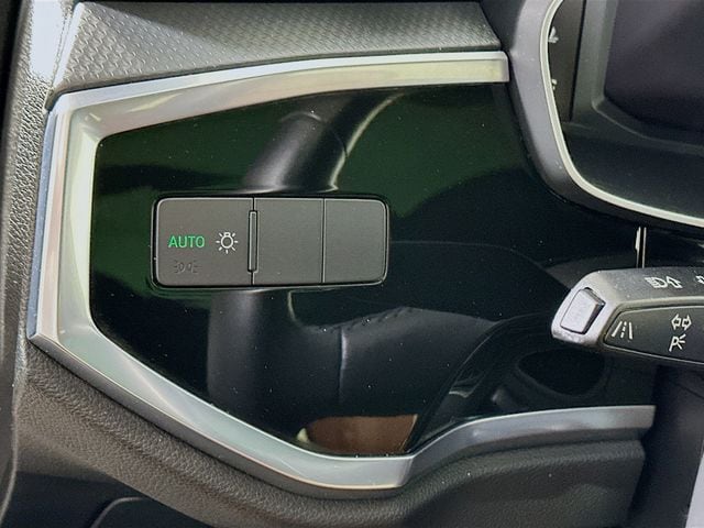 2020 Audi Q3 Premium - Photo 13