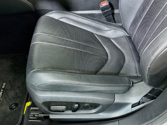 2019 Lexus ES F SPORT - Photo 24