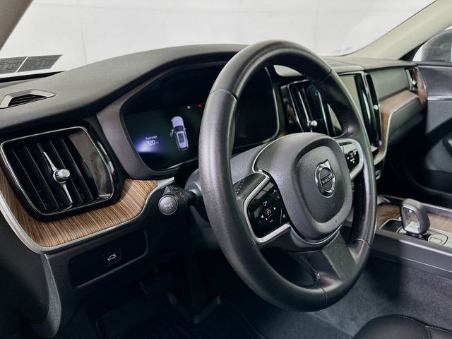 2023 Volvo XC60 Plus - Photo 11