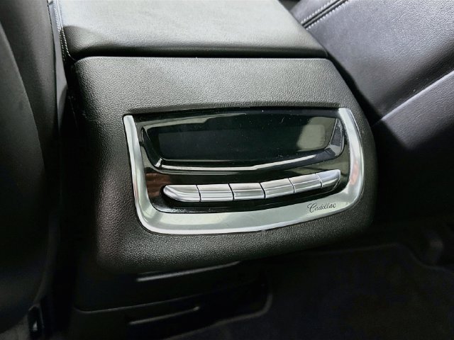 2024 Cadillac XT6 Sport - Photo 32