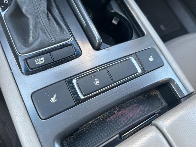 2016 Hyundai Genesis Base - Photo 18
