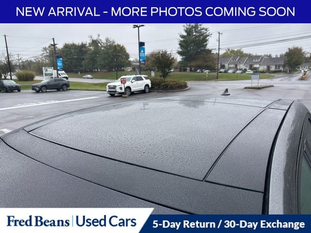 2020 Ford Edge ST photo 2