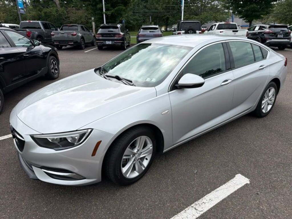 Used 2018 Buick Regal Preferred Hatchback