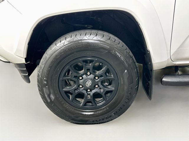 2020 Toyota Tacoma SR5 - Photo 32