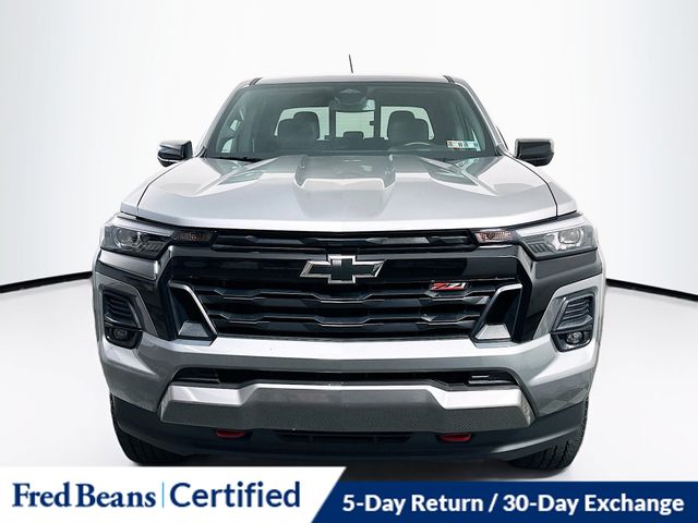 2023 Chevrolet Colorado Z71 photo 2