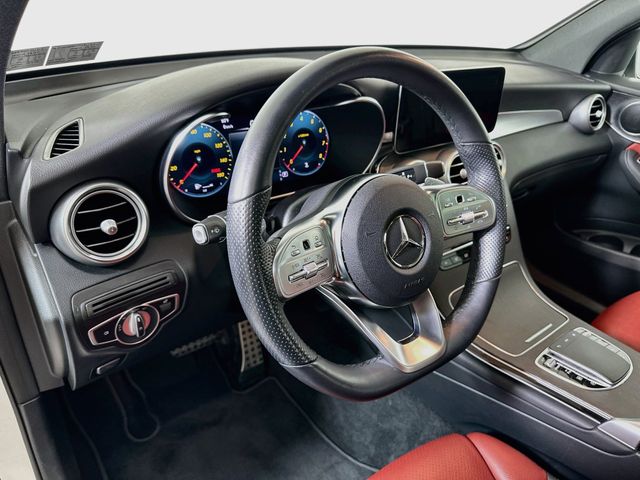 2022 Mercedes-Benz GLC GLC300 - Photo 11