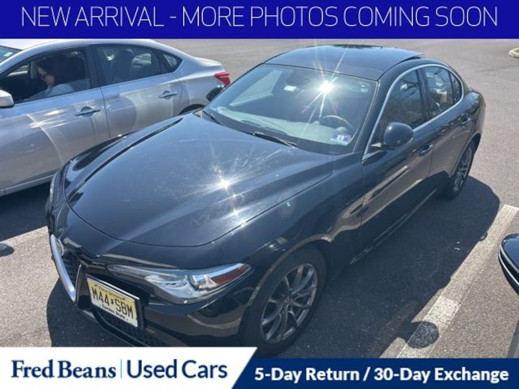 Certified 2019 Alfa Romeo Giulia Base Sedan
