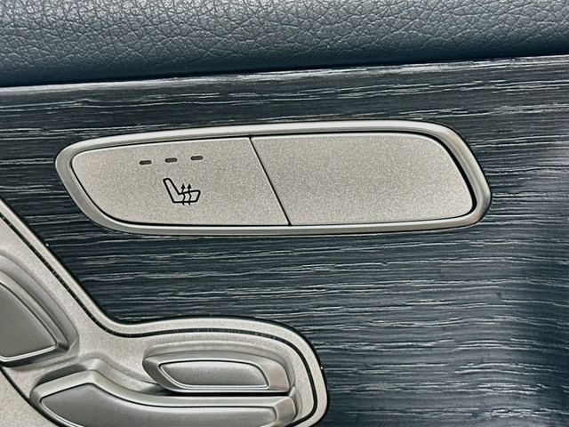 2022 Mercedes-Benz GLC GLC300 - Photo 24