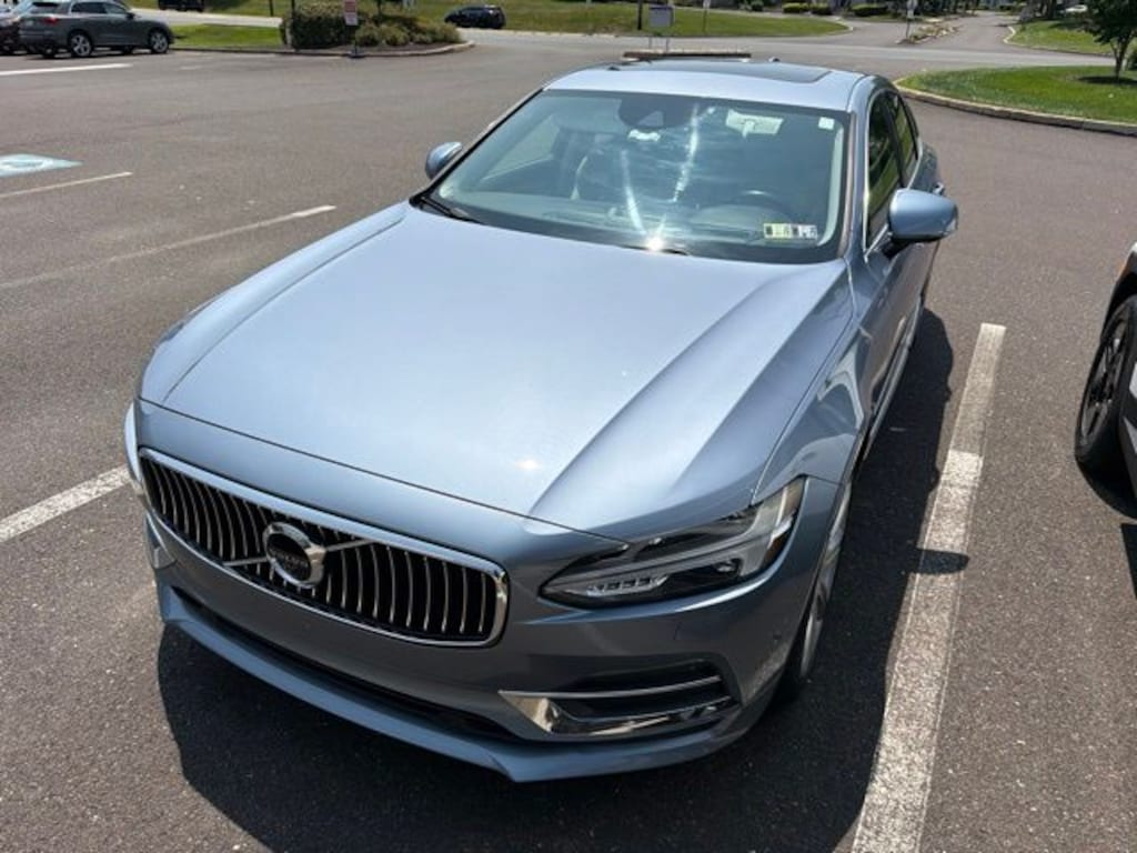Certified 2017 Volvo S90 T6 Inscription Sedan