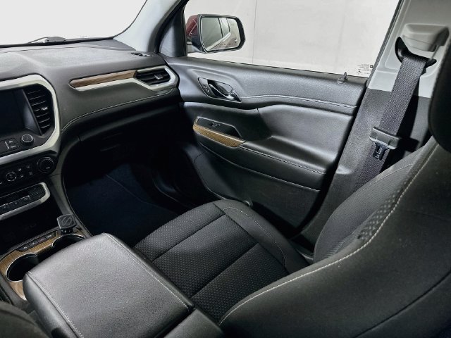 2022 GMC Acadia SLE - Photo 26