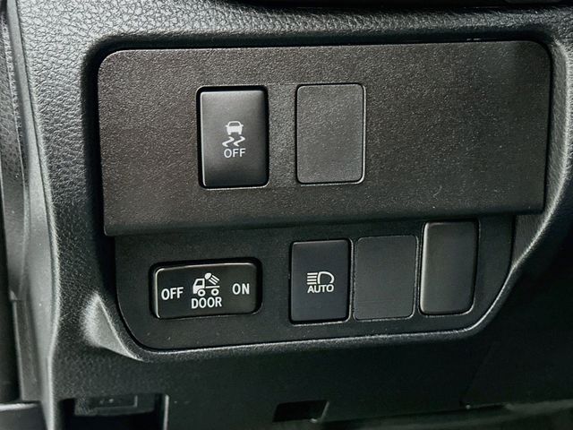 2020 Toyota Tacoma SR5 - Photo 13