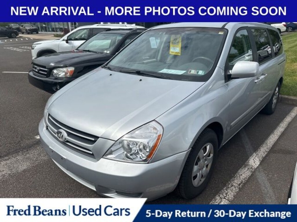 Used 2007 Kia Sedona LX Minivan/Van