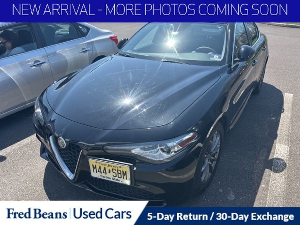 Certified 2019 Alfa Romeo Giulia Base Sedan