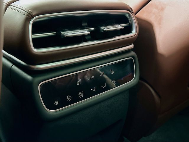 2026 GENESIS GV80 Prestige - Photo 32