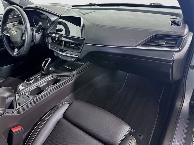 2021 Cadillac CT4 V-Series - Photo 36