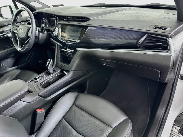 2024 Cadillac XT6 Sport - Photo 37