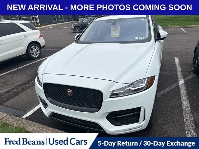 2017 Jaguar F-Pace R-Sport