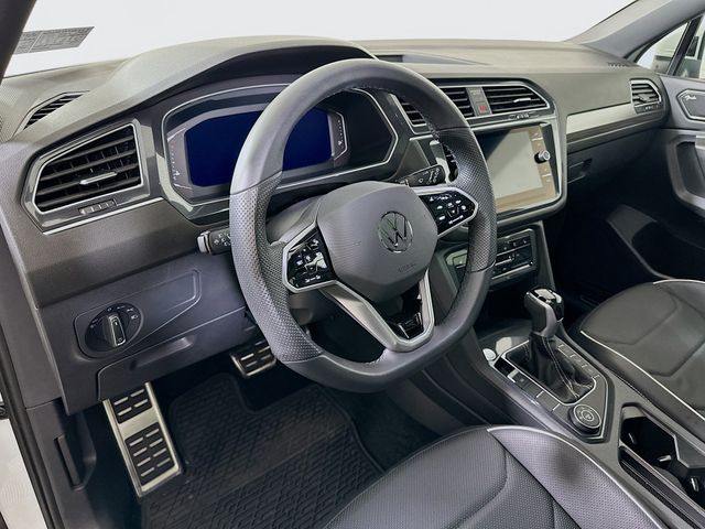 2024 Volkswagen Tiguan SEL R-LINE - Photo 11