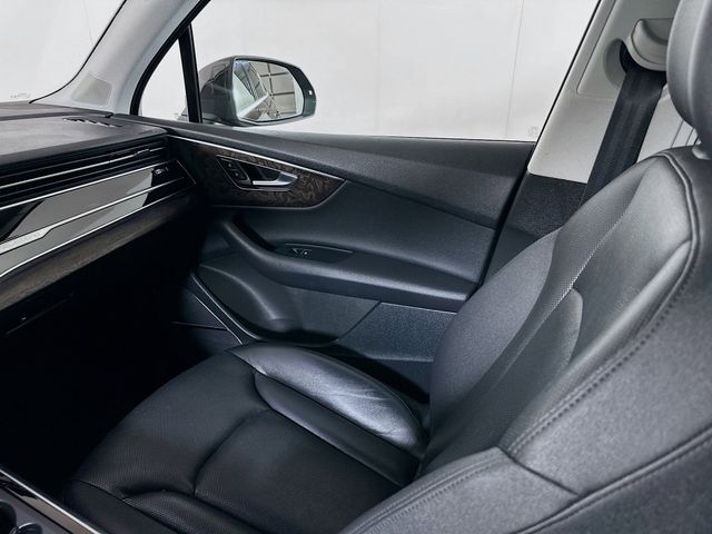 2020 Audi Q7 Premium Plus - Photo 29