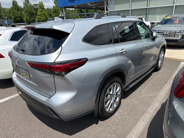 2023 Toyota Highlander Limited - Photo 13
