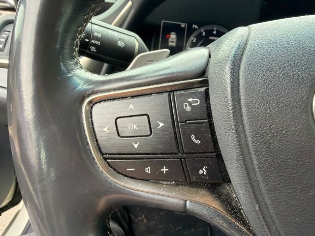 2019 Lexus ES 350 - Photo 26