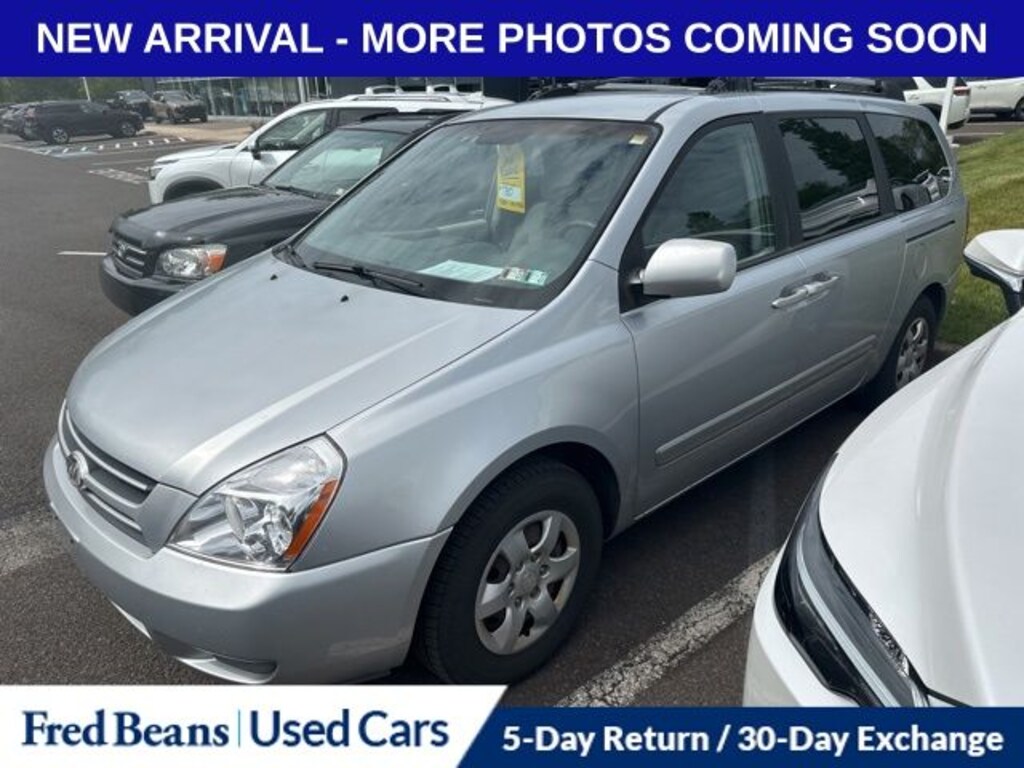 Used 2007 Kia Sedona LX Minivan/Van