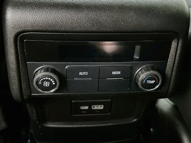 2022 GMC Acadia SLE - Photo 28