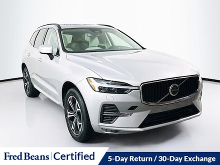 2022 Volvo XC60 B5 Momentum