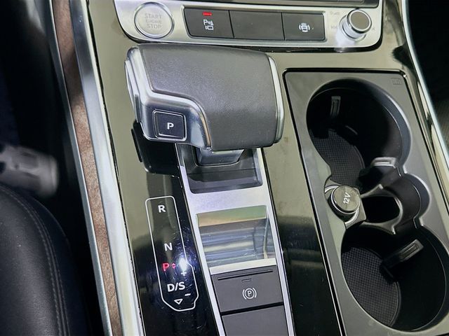 2020 Audi Q7 Premium Plus - Photo 22