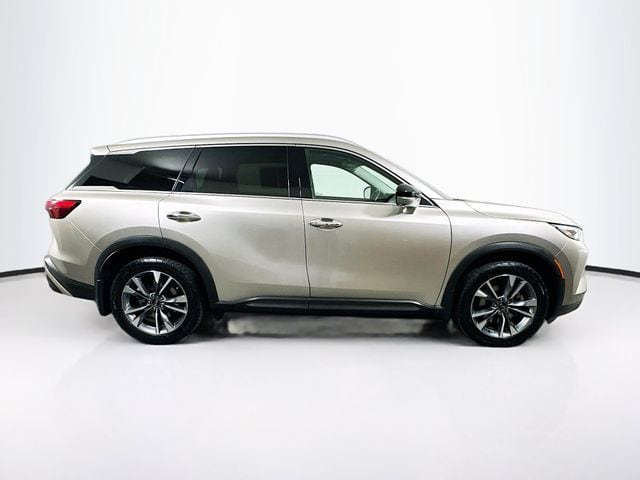 2023 INFINITI QX60 LUXE - Photo 10