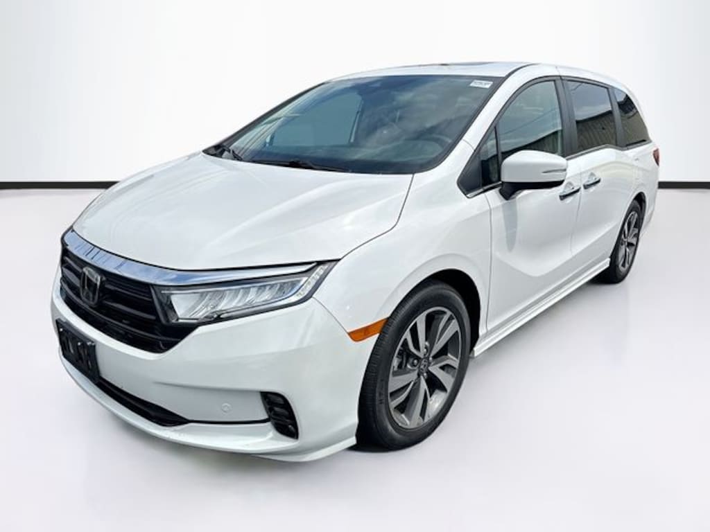 Certified 2024 Honda Odyssey Touring Minivan/Van