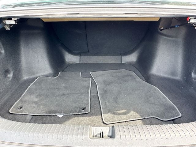 2025 Honda Accord SE - Photo 28