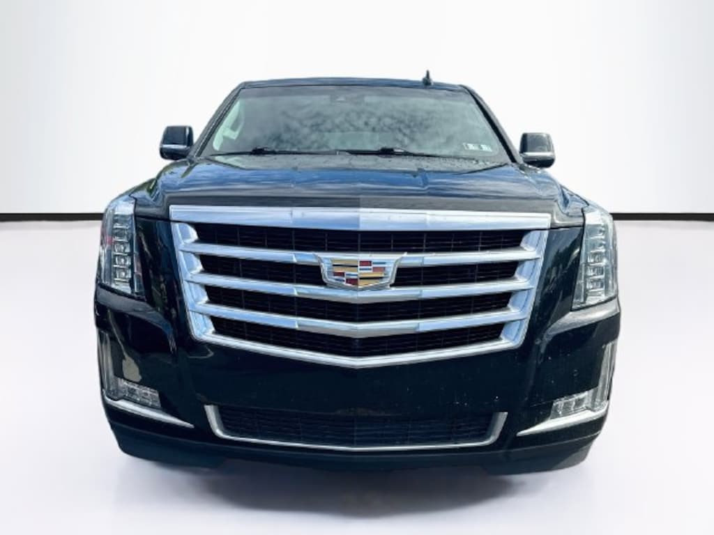 Used 2017 CADILLAC Escalade Luxury SUV