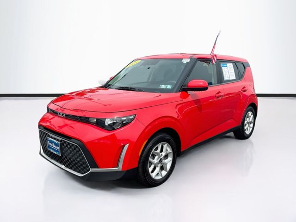 Certified 2023 Kia Soul LX Hatchback