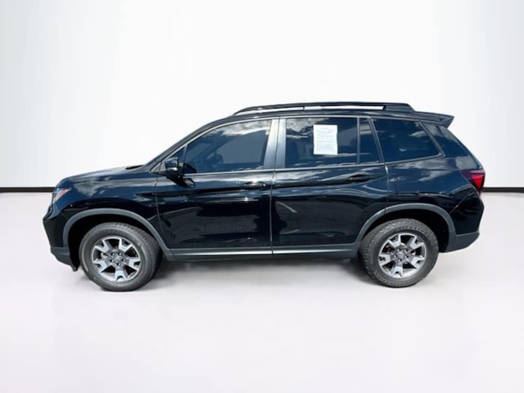 Used 2023 Honda Passport TrailSport SUV