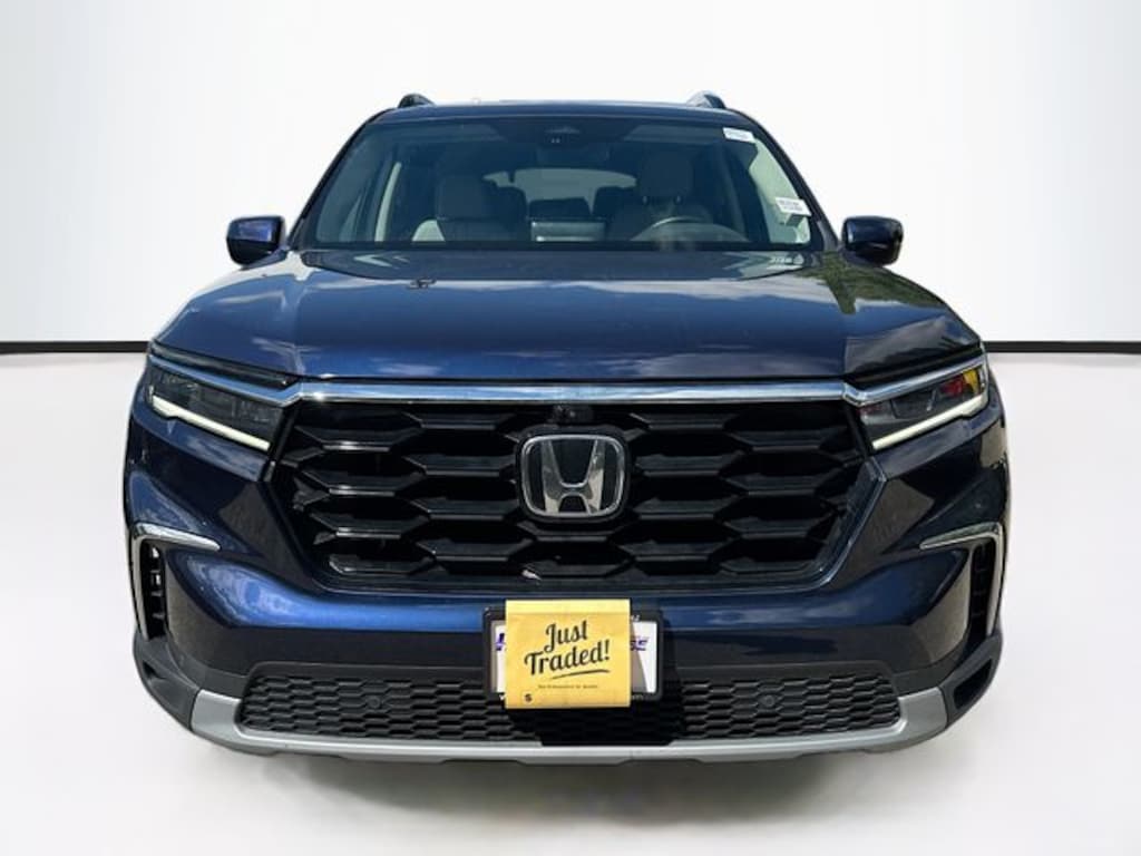 Certified 2025 Honda Pilot Elite SUV