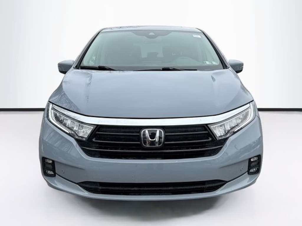 Certified 2023 Honda Odyssey Touring Minivan/Van
