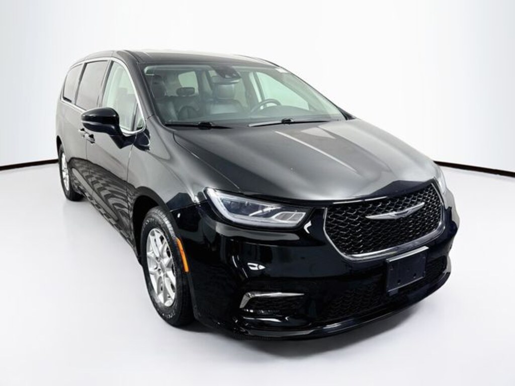 Used 2023 Chrysler Pacifica Touring L Minivan/Van