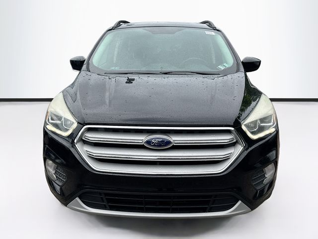 Used 2017 Ford Escape SE with VIN 1FMCU9G97HUA18117 for sale in Abington, PA