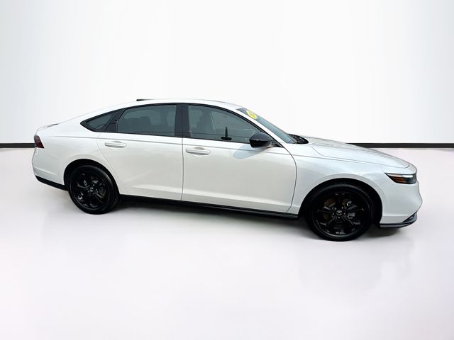2025 Honda Accord SE - Photo 10
