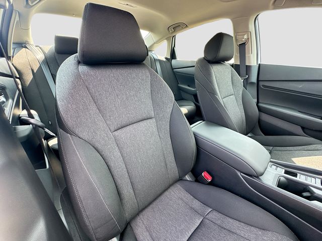 2025 Honda Accord SE - Photo 32