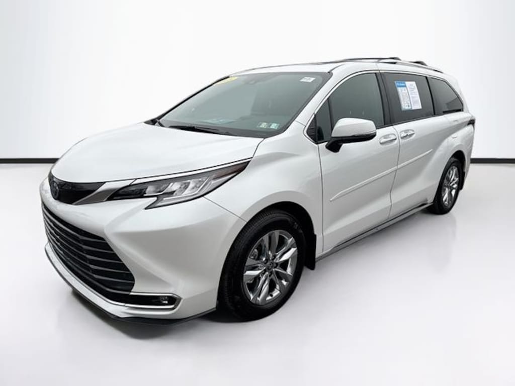 Certified 2025 Toyota Sienna Limited Minivan/Van