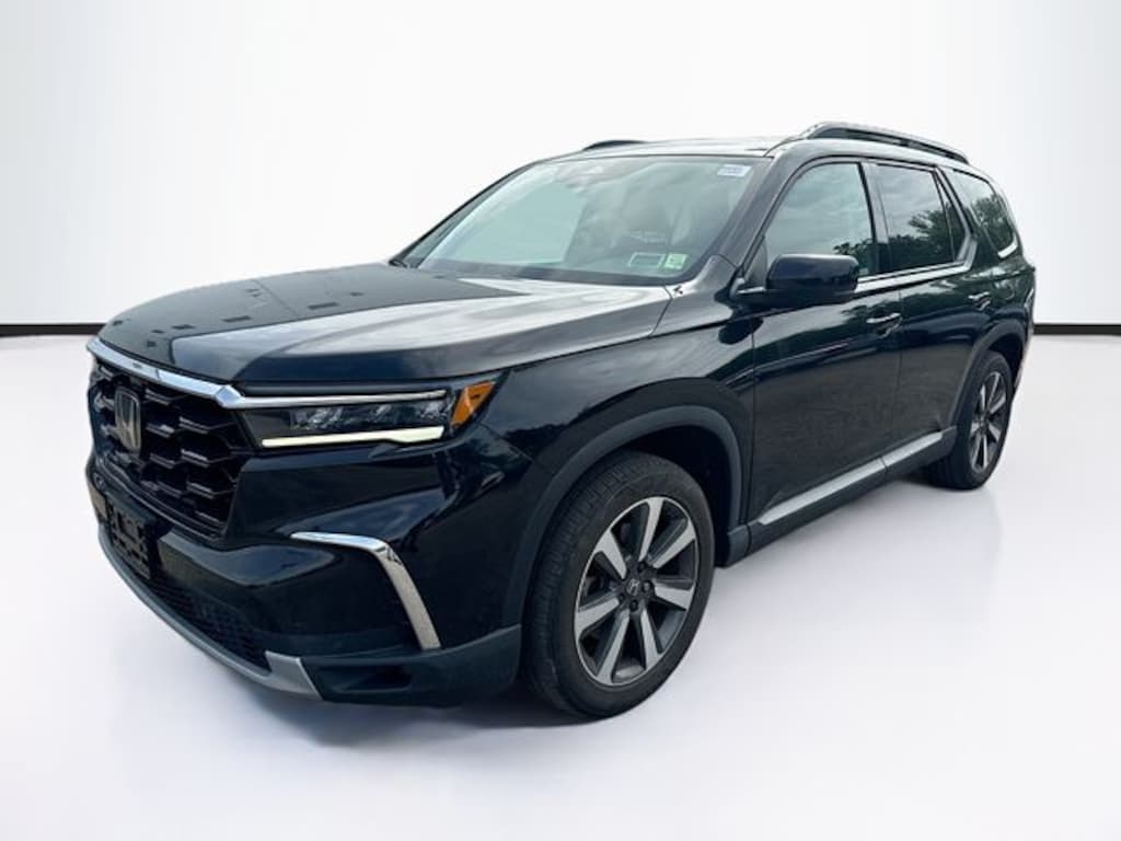 Certified 2024 Honda Pilot Touring SUV