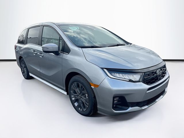 2026 Honda Odyssey Touring's photo