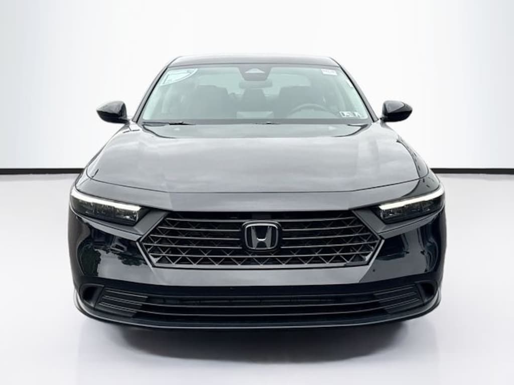 New 2025 Honda Accord LX Sedan
